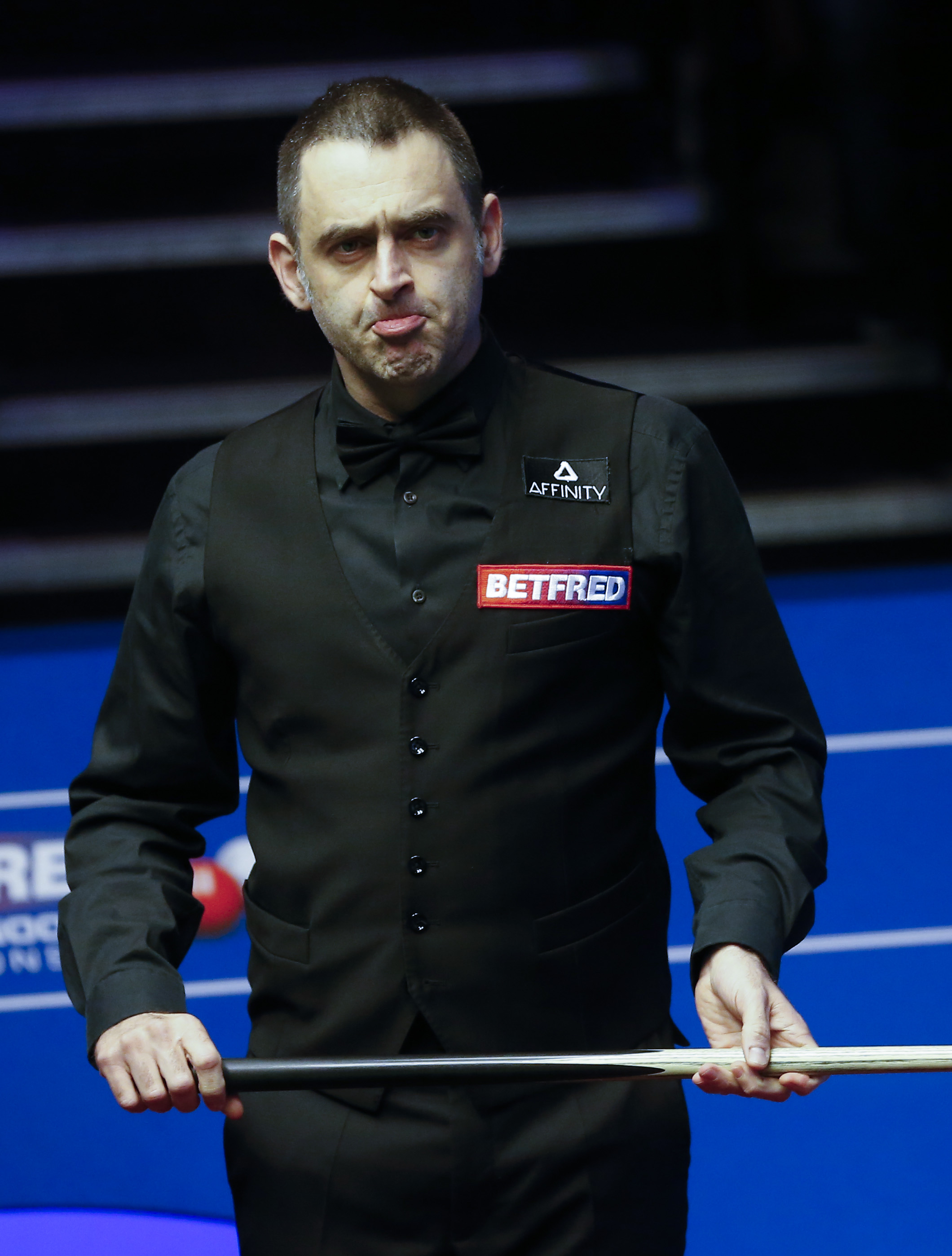 格截然不同 格截然不同